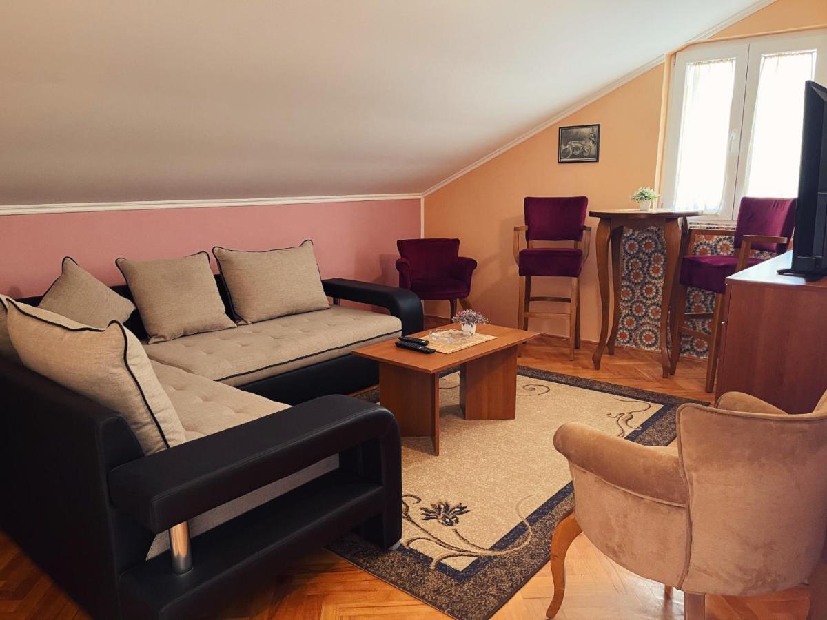 Vila Duricic 300M Od Mora Hotel Ðenovići Kültér fotó