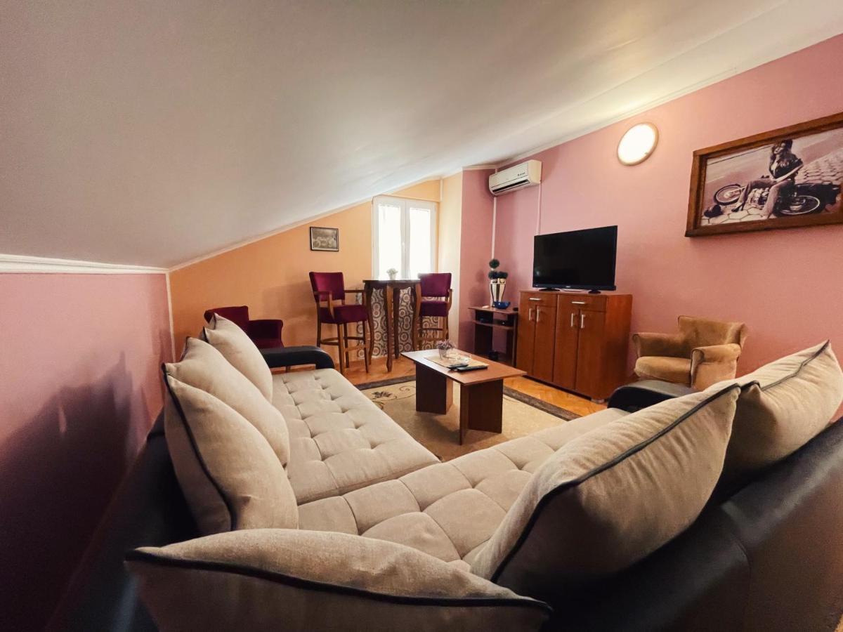 Vila Duricic 300M Od Mora Hotel Ðenovići Kültér fotó