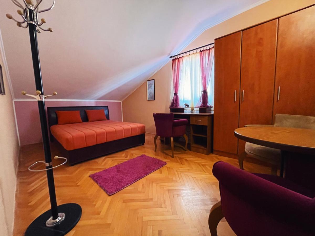 Vila Duricic 300M Od Mora Hotel Ðenovići Kültér fotó