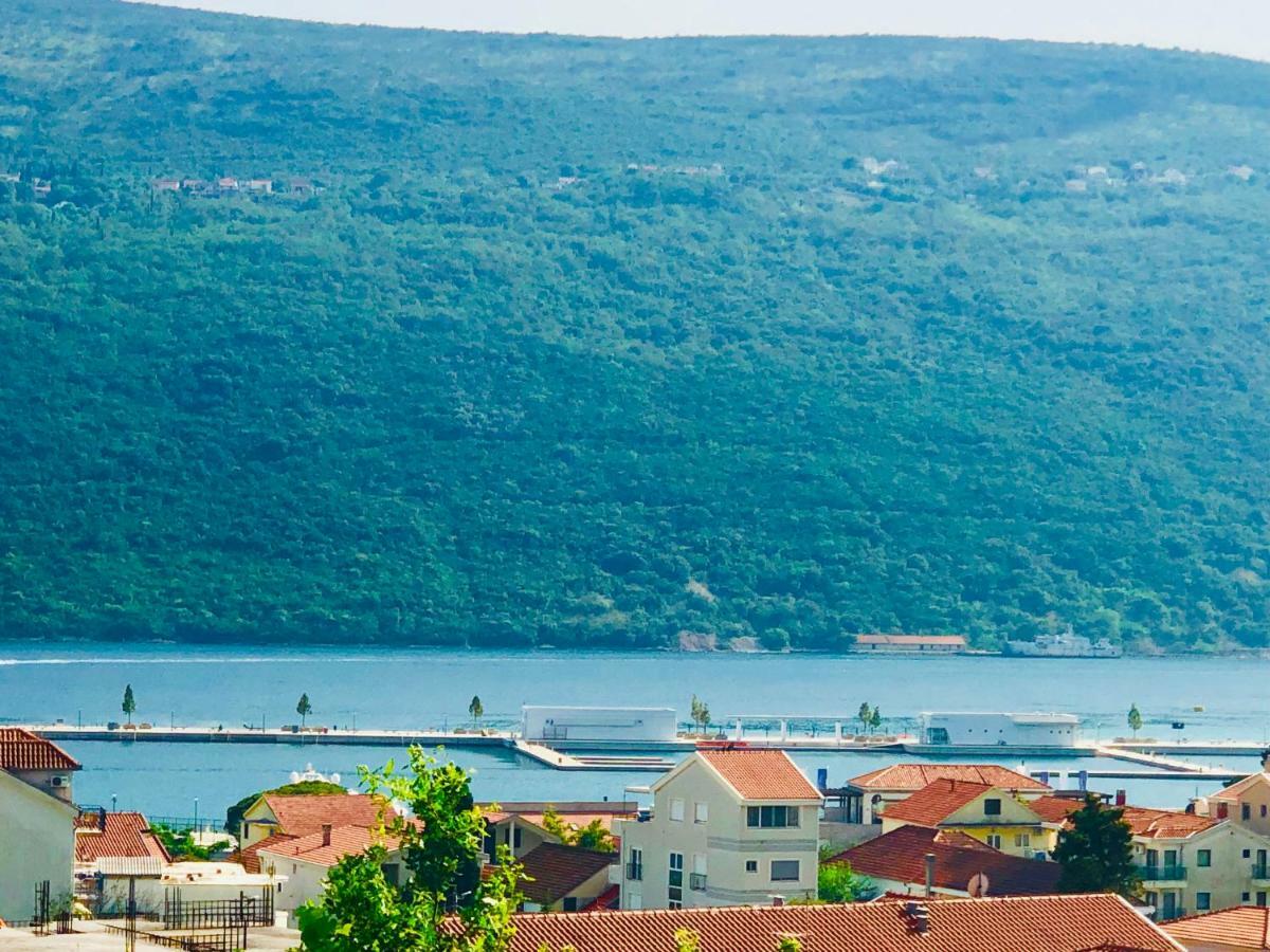 Vila Duricic 300M Od Mora Hotel Ðenovići Kültér fotó