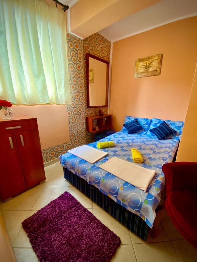 Vila Duricic 300M Od Mora Hotel Ðenovići Kültér fotó