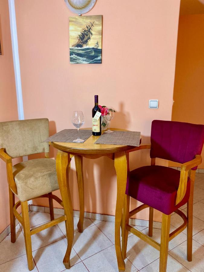 Vila Duricic 300M Od Mora Hotel Ðenovići Kültér fotó