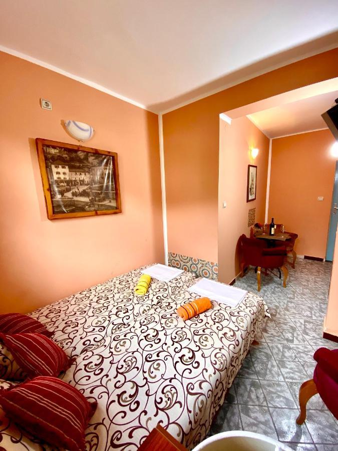 Vila Duricic 300M Od Mora Hotel Ðenovići Kültér fotó