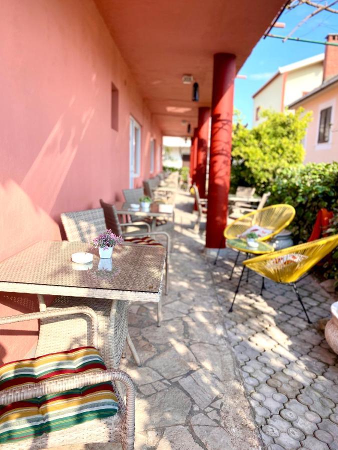 Vila Duricic 300M Od Mora Hotel Ðenovići Kültér fotó